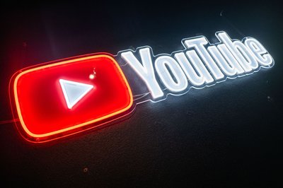 2019 war Schluss mit Direktnachrichten bei YouTube, nun ist das Messaging wieder zurück in der App für Mobilgeräte.