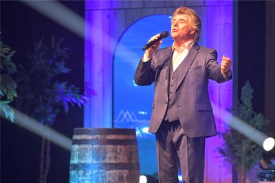 Eine Stimme, die den Raum füllt: Andy Borg im ausverkauften Tivoli in Freiberg.