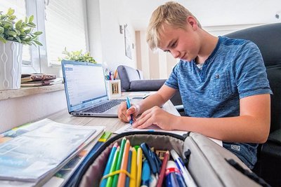 Diese Aufnahme entstand 2020, als das Schuljahr wegen Corona vom Homeschooling geprägt war.