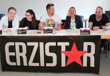 Die Juroren des Erzistar-Castings hatten viel Spaß: Toni Kraus, Vanessa Louise Winkler, Rico Einenkel, Katja Reichert und Sebastian Seidel.