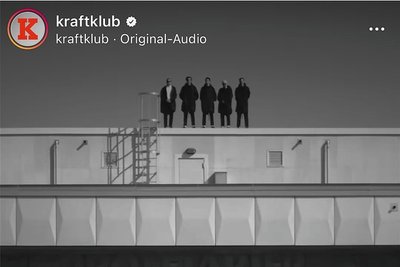 Hoch wie nie: Ausschnitt aus dem Kraftklub-Ankündigungs-Videoschnipsel bei Instagram. Ja, cool können sie! 