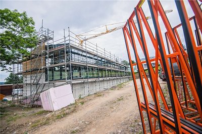 Blick auf das neue Gärtnerhaus.