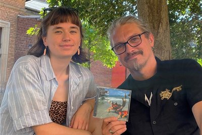 Lokführer Andi und Tim Hofmann besprechen "The Fat Of The Land" als Klassiker des Monats in ihrem Alben-Podcast "Nadel verpflichtet": Es geht um Energie, Perspektive - und eine Begegnung mit der Band.