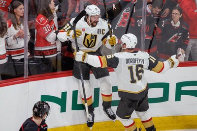 Lange sah alles nach einem perfekten Abend für die Golden Knights aus.