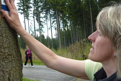 Birgit Knöbel vom Tourismusverband Erzgebirge kümmert sich hauptamtlich um den Weg. Ihr steht ein großes Netzwerk von Ehrenamtlern zur Seite.