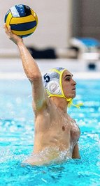 Der Plauener Bundesliga-Wasserballer Maximilian Kaminke will mit seinem SVV am Wochenende gegen den Tabellenletzten SV Poseidon Hamburg gewinnen, um im Tabellenkeller zu punkten. 