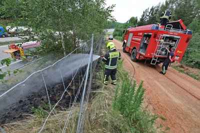 Löscharbeiten an der A 4.