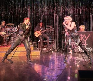 Treibende Rockmusik, viel Bewegung und Gefühl, verspricht die Musicalpremiere in Altenburg.