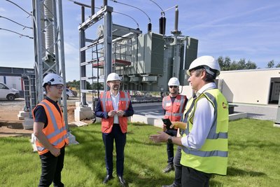 Zum Windpark gehört auch ein Umspannwerk.