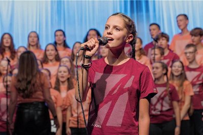 "Hiob" heißt das neue Musical, das der Verein Adonia mit rund 70 Jugendlichen in Mittweida zeigt.