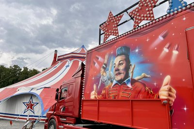 Die Kasse vom Zirkuswagen Paul Busch öffnet Freitag bis Sonntag zum Vorverkauf von 10 bis 11 Uhr.