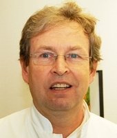 Dr. Klaus-Dieter Paul- Chefarzt für Kinder- und Jugendmedizin am Krankenhaus