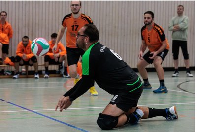 Denny Jonies in ungewohnter Rolle: Der Spielertrainer half am Wochenende als Libero bei Union aus.