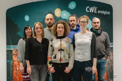 Neu gewählter Betriebsrat der CWE will Kündigungen verhindern. V.l.n.r.: Rahel Kavalir, Laura Thieme, Boris Kaiser, Katrin Bothe (Betriebsratsvorsitzende), Ernesto Uhlmann, Lucia Schaub und Frank Schönfeld
