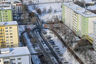 Der Stumpf der Brückenstraße soll nach Vorschlägen von Studenten in eine Grünanlage umgewandelt und mit den angrenzenden Parks verbunden werden. 