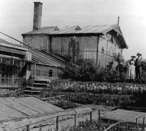 Die Schlossgärtnerei in Planitz war schon immer hauptsächlich eines: ein Zweckbau und Wirtschaftshof. 