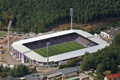 Die Spiele des FC Erzgebirge Aue im Erzgebirgsstadion können zum Ligastart mit vorerst 4.411 Zuschauern stattfinden.