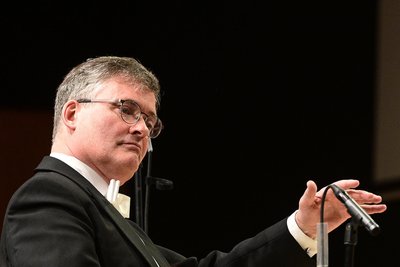 Matthias Spindler hatte das Orchester und die Band voll im Griff.