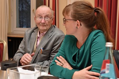 Günter Burkhardt hatte mit Cornelia Siegel das Zeitzeugentreffen initiiert.