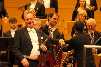 Hartmut Schill, Konzertmeister der Robert-Schumann-Philharmonie, hat die Rudolf-Kempe-Orchesterakademie vor 20 Jahren mitgegründet.