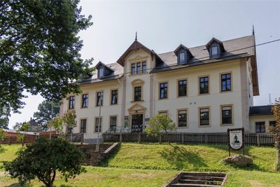 Neben der Steinbacher Kindertagesstätte (Foto) ist Jöhstadt als Kommune für die Kita „Bergstadtknirpse“ in Jöhstadt sowie die Kita „Waldspatzen“ und den Hort in Grumbach zuständig.