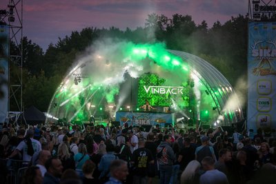 Gleich zu Beginn des Sika-Festivals sorgte DJ Vinback aus Mittweida für Stimmung.