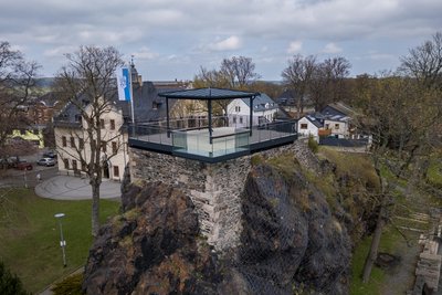 Auf dem sanierten Wahrzeichen der Stadt sind ab Mai Hochzeiten möglich.