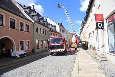 Gegen 10 Uhr war das Feuer in einem Wohnhaus an der Rudolf-Breitscheid-Straße ausgebrochen.