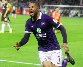 Der Niederländer Romario Kortzorg erzielte das 3:0 und damit seinen ersten Treffer im Veilchentrikot. 