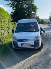 Den roten Warnaufkleber der Stadt trägt der alte Transporter an der Äußeren Reichenbacher Straße inzwischen nicht mehr. Am Sachverhalt ändert sich deshalb aber nichts. 