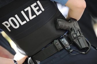 14-Jähriger hantiert im Freibad mit Softair-Pistole - 