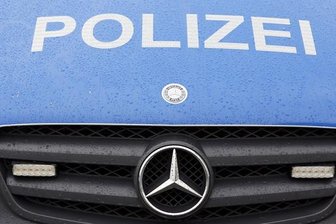 14-Jähriger wirft Flasche auf Mädchen - 