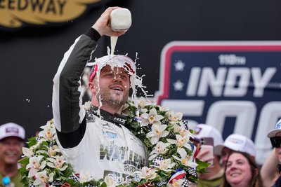 Die Milch für den Sieger - eine Tradition bei den Indy500.