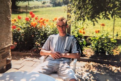 Redakteur Michael Urbach brauchte Mitte der 1990er-Jahre als Schüler Geld, heuerte bei einer Baufirma an und erlebte Eigentümliches.