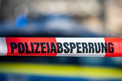 Polizisten haben am Montag eine leblose Person in Bärenstein entdeckt.