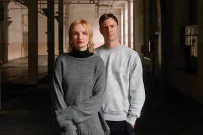Die Kuratoren Alona Karavai aus der Ukraine und Benjamin Gruner aus Chemnitz.