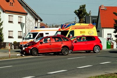 27.500 Euro Schaden entstanden am Sonnabend bei einem Unfall in Schönfels.