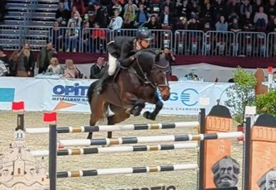 Felix Wassenberg vom RFV Paulushof Zwickau verpasste mit Cartendro den Sprung ins Finale zum Großen Preis von Sachsen. Dennoch war sein Wochenende sehr erfolgreich. 