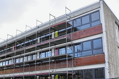 Die Grundschule Am Stadion wird aktuell umfassend saniert und umgebaut.