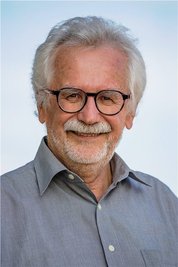 ProfessorJürgen Tautz - Vorsitzender des Bienenforschung Würzburg e. V. am Biozentrum der Universität Würzburg