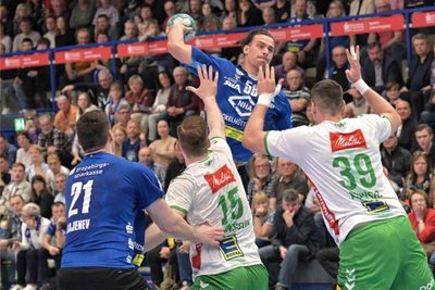 Für die Handballer des EHV Aue gehen in der 2. Bundesliga wohl die Lichter aus. Daran konnte auch der wurfgewaltige Elias Gansau, der fast ein Drittel der Auer Treffer erzielte, nichts ändern.