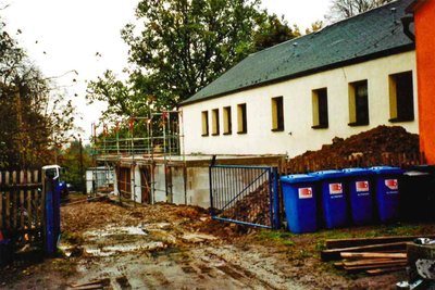 Der Anbau an das Kitagebäude im Dezember 2009.