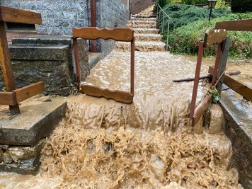 In Reinsberg lief das Wasser diese Treppe hinab.