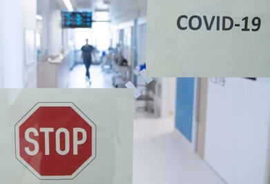 Hinter diesen Türen wurde monatelang Schwerstarbeit geleistet. 