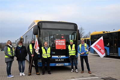 Warnstreik Anfang Februar im Busdepot an der Werner-Seelenbinder-Straße. Für Ende dieser Woche sind erneut Arbeitsniederlegungen angekündigt.