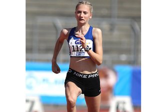 15-jährige Leichtathletin aus Plauen startet jetzt deutschlandweit durch - Elin Volkmar ging bei der Deutschen Meisterschaft in Ulm über 300 Meter und im Dreisprung an den Start.