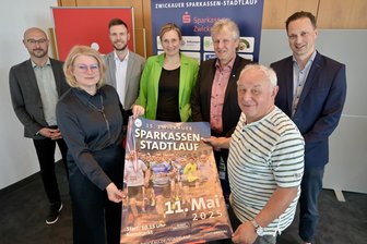 15. Zwickauer Stadtlauf: Veranstalter verbreiten nach „Hickhack“ Optimismus - Bei einer Pressekonferenz am Dienstag wurde für den 15. Sparkassen-Stadtlauf am 11. Mai Werbung gemacht.