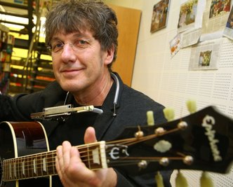 Lothar Becker im Jugendhaus in Hohenstein-Ernstthal. Hier wurde für das Musical geprobt. Im Dezember ist es an mehreren Orten in der Region zu erleben.