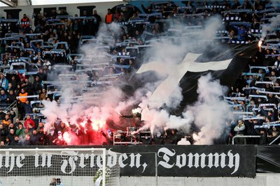 Im März 2019 sorgte das Gedenken für einen rechtsextremen Hooligan im Stadion an der Gellertstraße für Aufregung.
