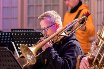 Über 50 Mitwirkende gestalten das Konzert.
